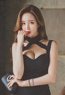 最大尺度178mm美女高挑女神模特90后巨乳嫩模妮小妖性感美臀内衣秀壁纸图片