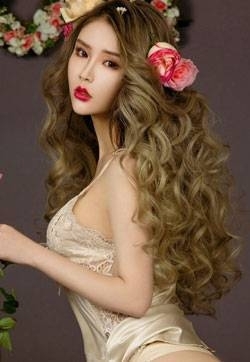尤果网爱尤物全部私房写真短发美女爱菲比基尼爆乳诱惑写真