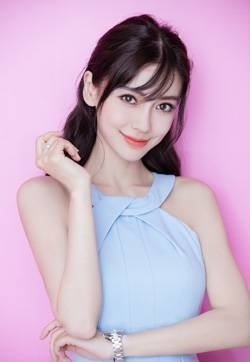 美女杨颖