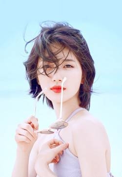 裴秀智夏日清凉唯美画报图片