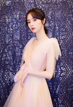 胡冰卿唯美浪漫写真图片