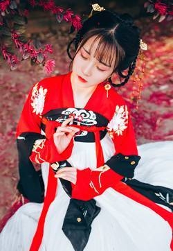 汉服美女唯美古风迷人养眼写真图片