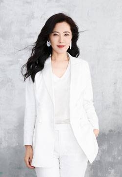 曾黎成熟美艳写真图片