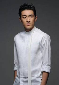 林更新《VOGUE》时尚写真图片
