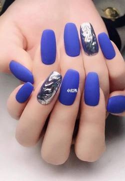 宝蓝色美甲图片 宝蓝美甲大全