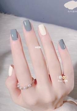 纯色跳色美甲 纯色跳色美甲图片显手白