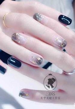 简单的美甲款式 美甲个性款式图片时尚