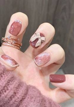 美甲短指甲 美甲短指甲图片新款