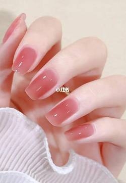 果冻美甲图片大全 冰透果冻美甲图片大全