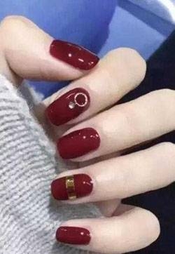 车厘子红美甲图片 车厘子红指甲美甲图片