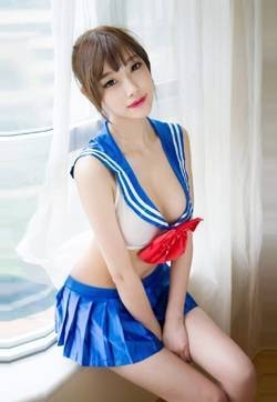 梦幻美少女水手服大胸美女写真壁纸
