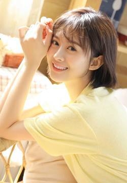 小清新短发美女可爱高清手机壁纸