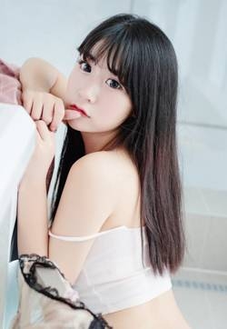 菠萝社萌妹子猫九酱sakura童颜清纯可爱写真图片