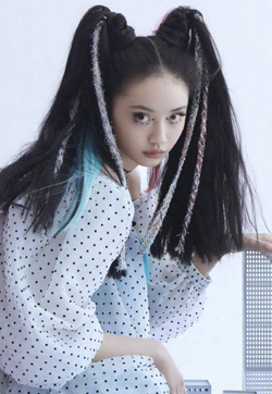孙伊涵二次元造型写真桌面壁纸