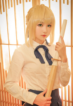 非主流唯美cosplay美女写真手机壁纸