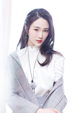 高清张可盈性感魅力写真图片