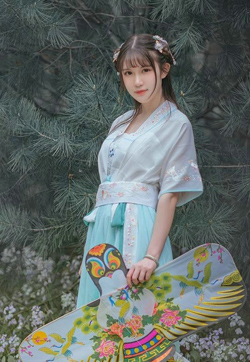 优雅古典小美女清纯甜美写真图片