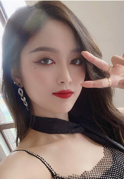 高清女明星吴宣仪时尚写真手机壁纸