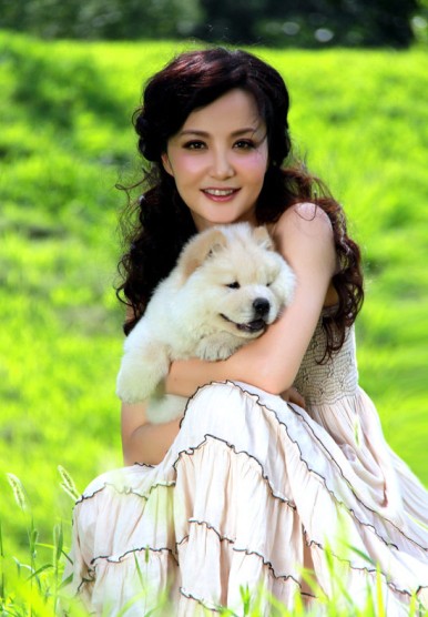 陶红户外写真 尽显熟女魅力图片 陶红户外写真 尽显熟女魅力图片
