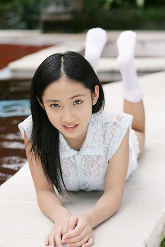 高清陕西省延安美女F杯潘春春蕾丝裙呼之欲出图片