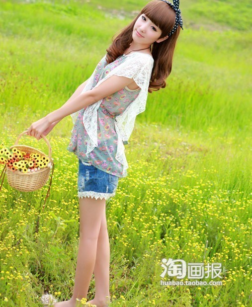 娇嫩温柔女孩清新写真图片