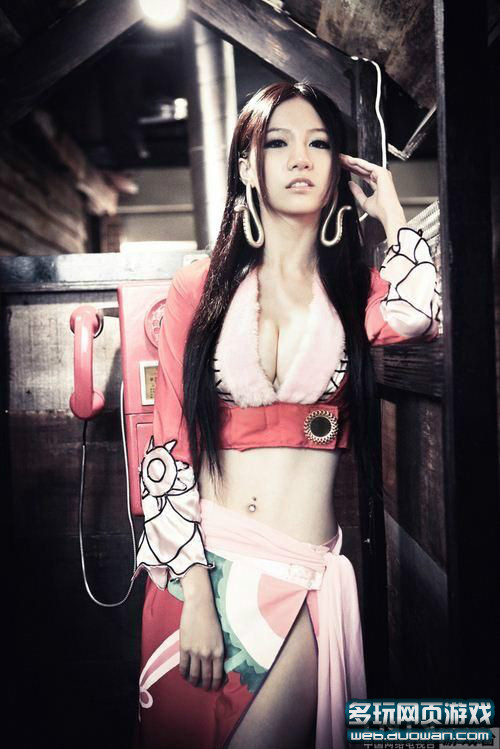 _高清澳门，平面模特美女林采缇-女帝蛇姬性感高清写真手机壁纸图片