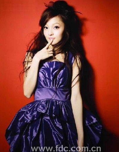 高清台湾省桃园美女张韶涵写真图片图片
