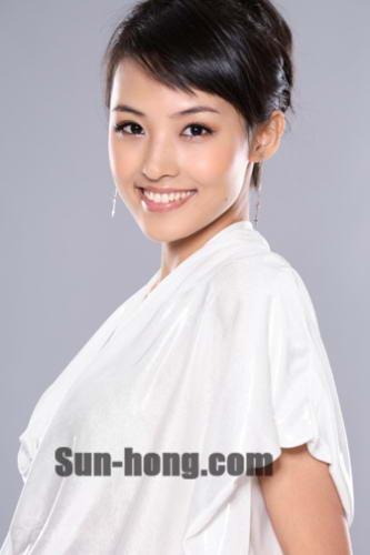 大陆福建省福州市台江女演员郑罗茜性感曼妙时尚写真图片图片
