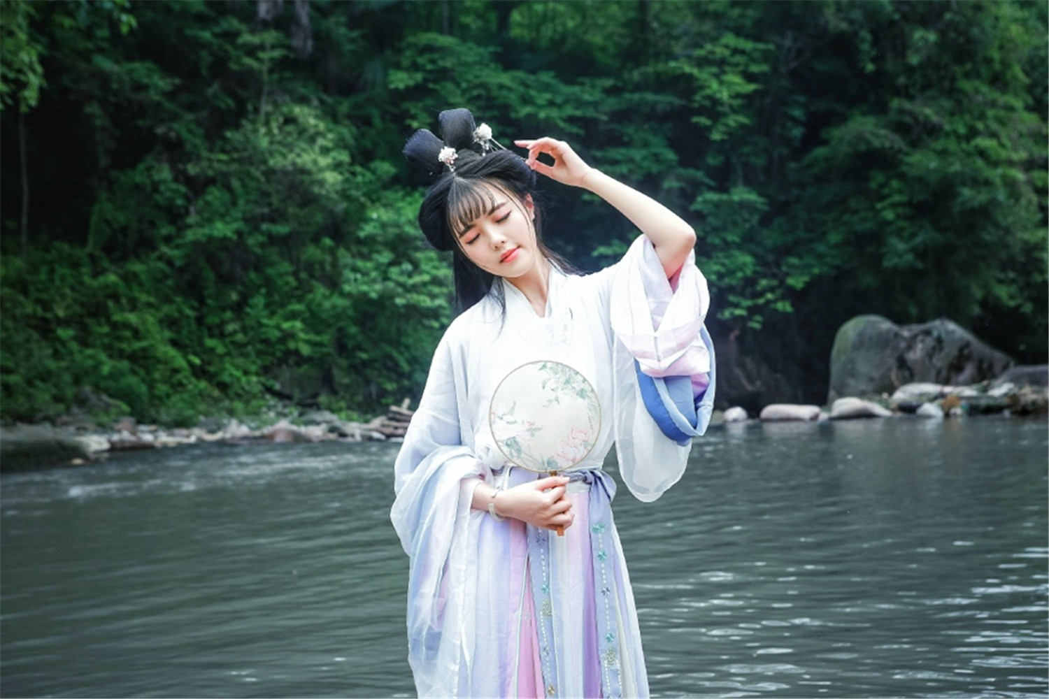 王熙然图片