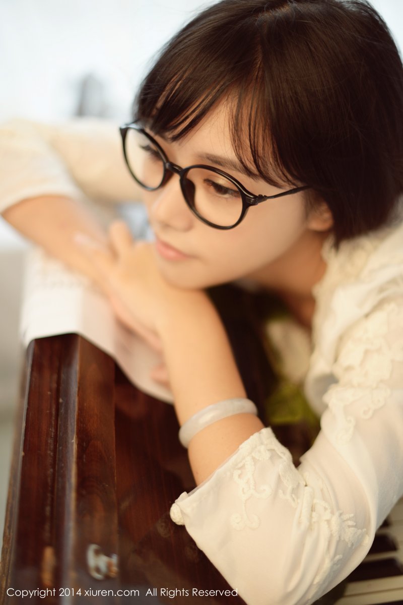 清凉美女图片