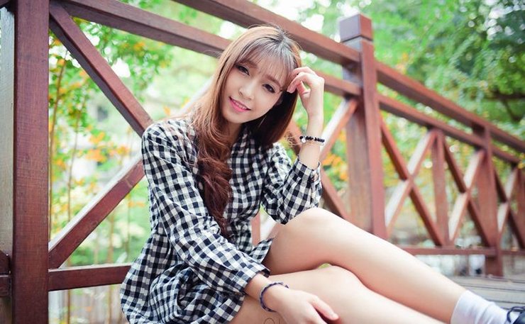 清凉美女图片