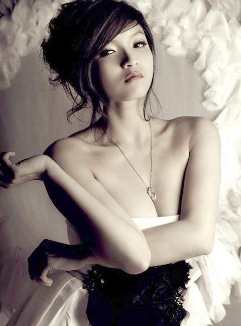 清凉美女图片