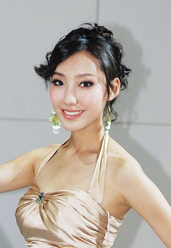 韩国首席车模黄美姬车展靓影图片