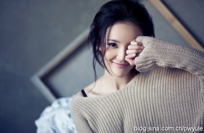 中国湖南衡阳女演员刘雨欣活力清纯俏皮写真高清图片图片