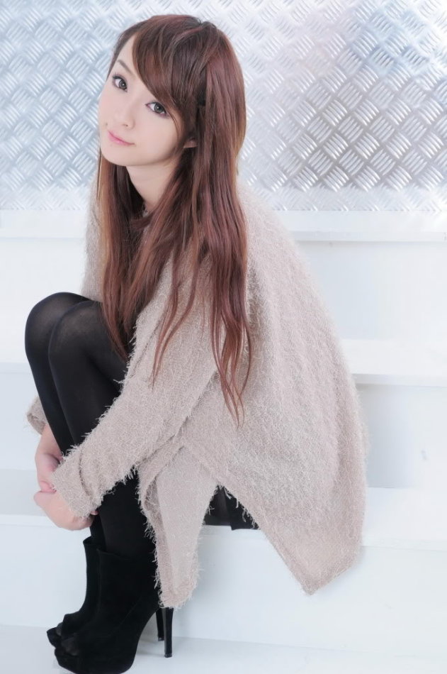 美女女仆制服诱惑  丝袜极品小美女图片