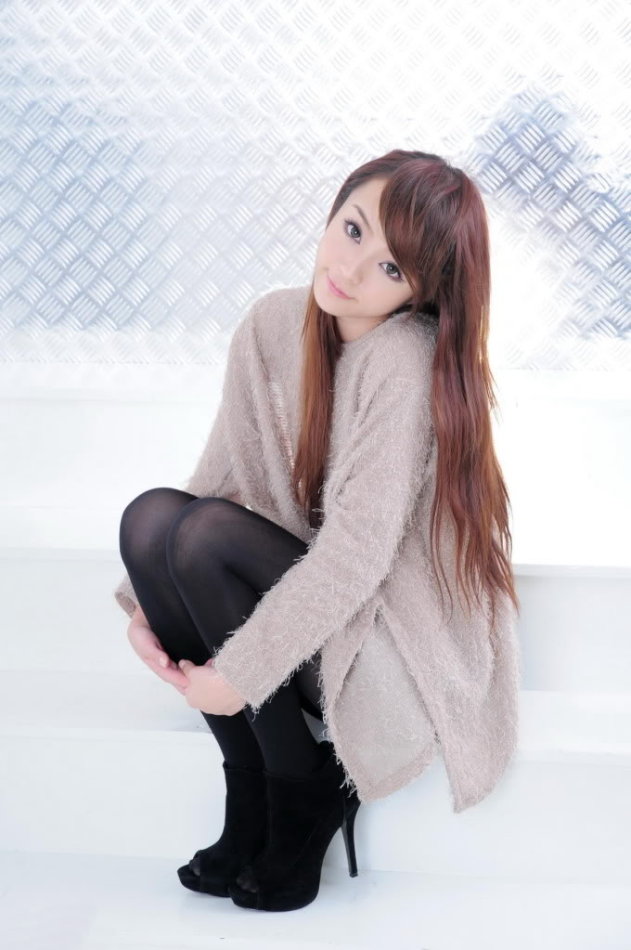 韩雪彩色丝袜完美身段性感时尚写真图片