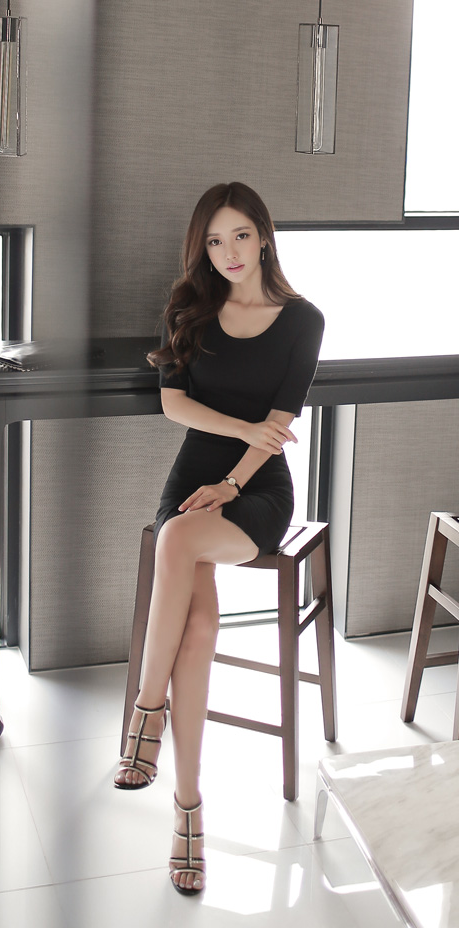 性感丝袜美女腿模 秀出美腿诱惑你的神经图片