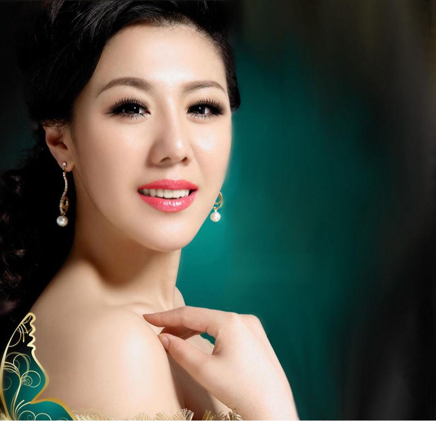 极品美女情欲写真眼神迷离图片