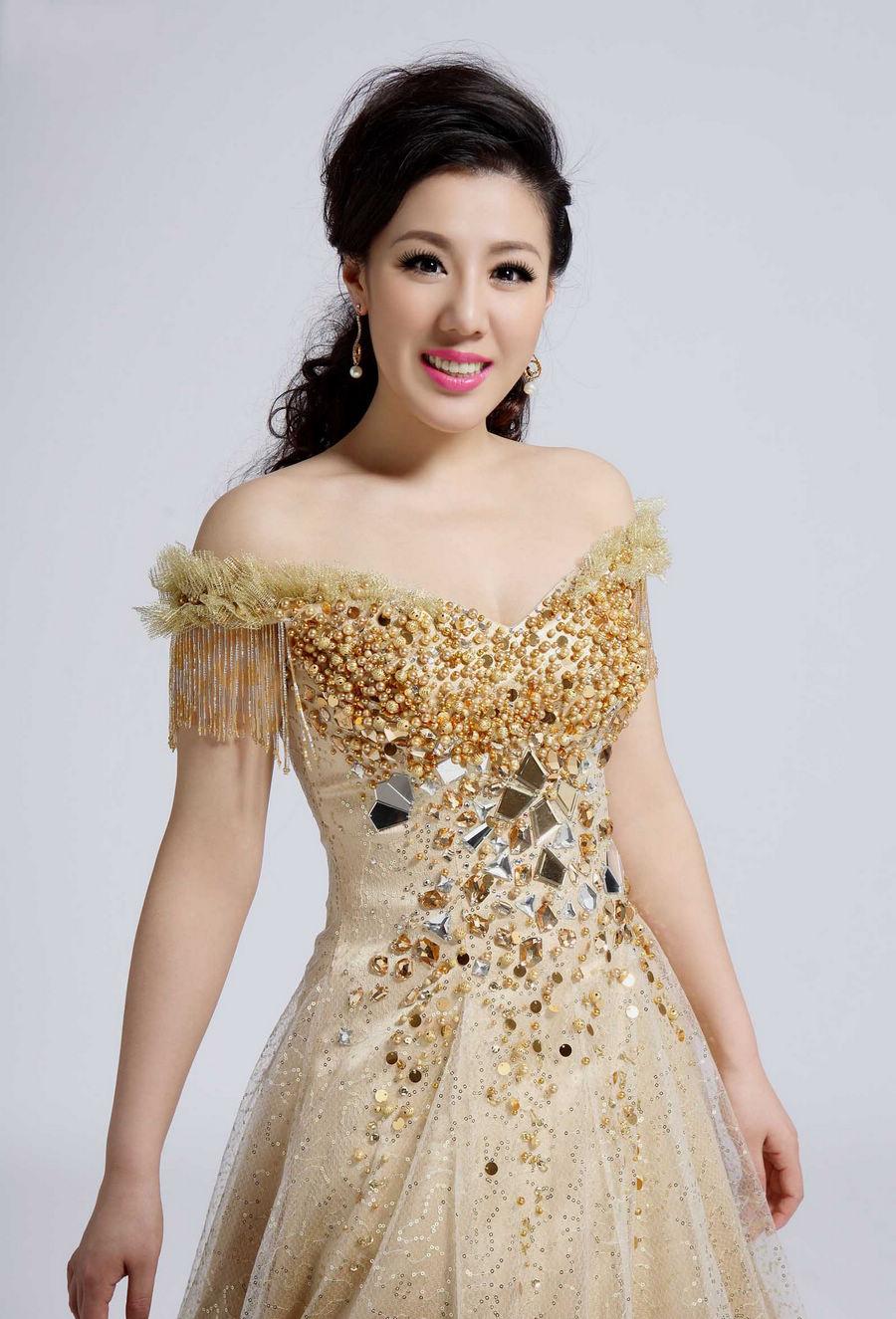 极品美女情欲写真眼神迷离图片