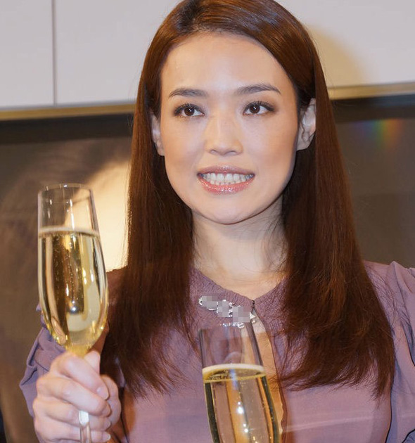台湾省新北市新店女演员性感美女超模舒淇最新写真魅力依旧图片