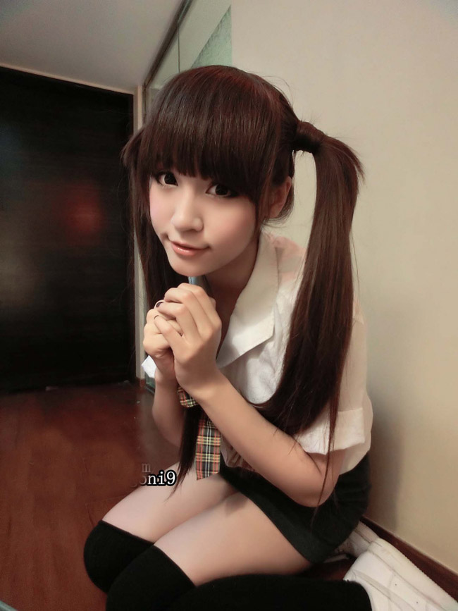 学生装美女图片