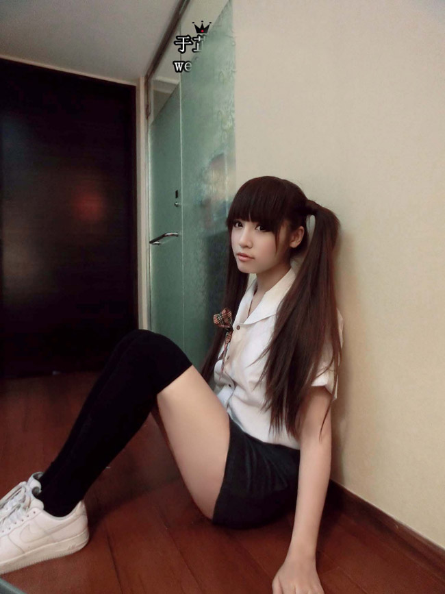 学生装美女图片