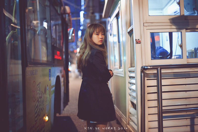 性感粉红小短裙 90后mm诱惑甜美私房写真图片
