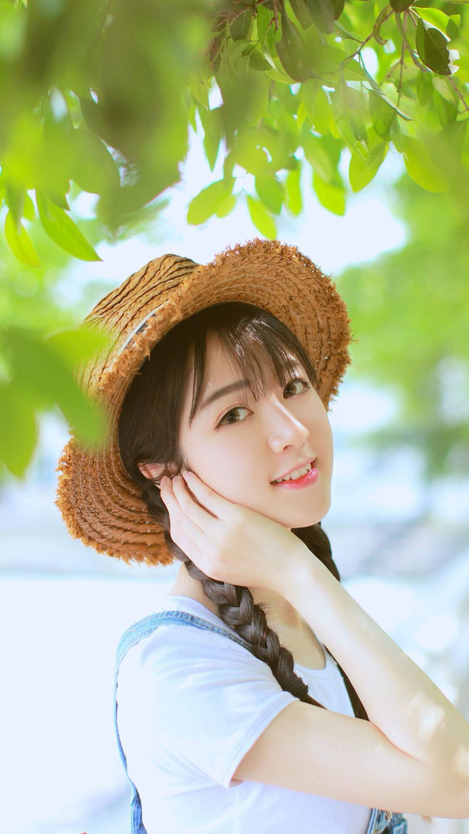 清纯美女 90后mm蕾丝睡裙私房诱惑写真美女图片图片
