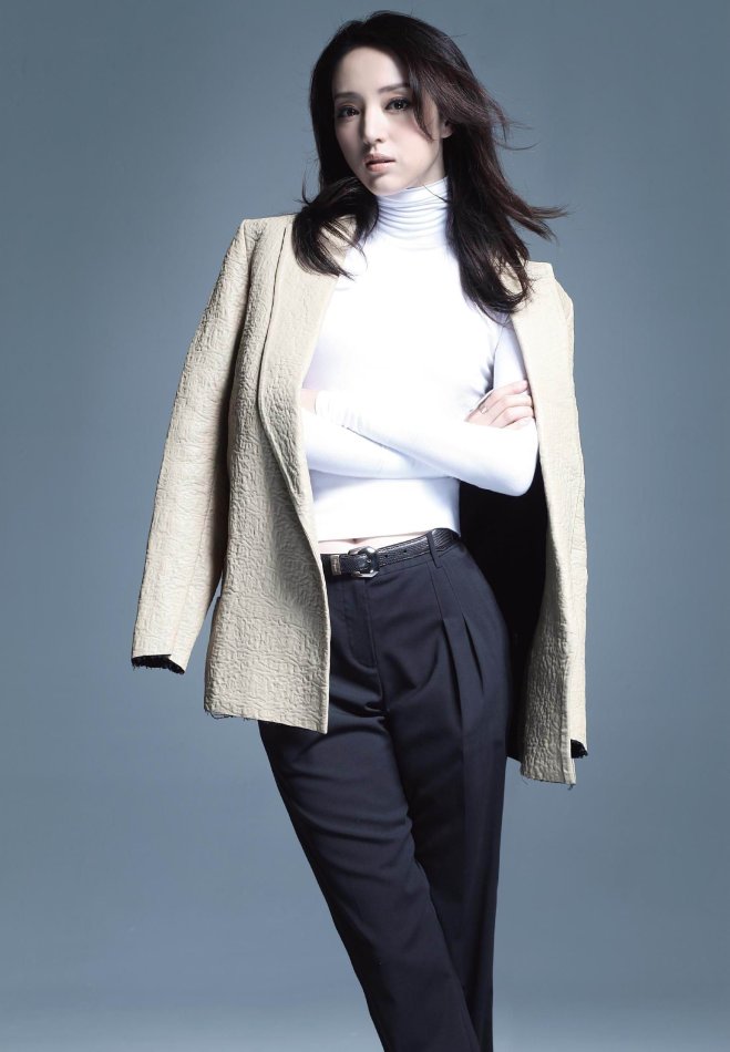高清中国内地黑龙江省牡丹江影视女演员董璇气质靓丽美女写真图片