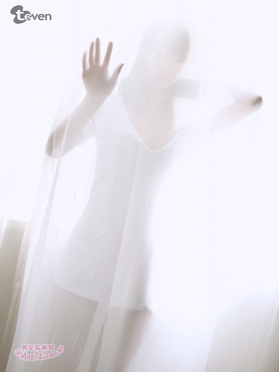 卡哇伊女孩装扮甜美性感小护士图片