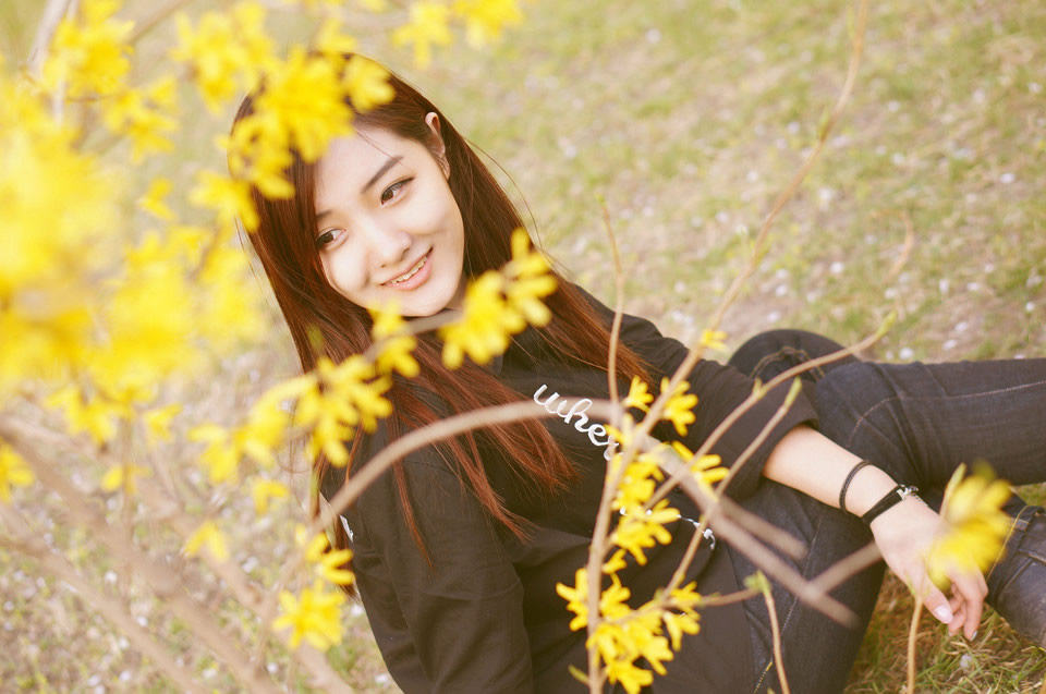 美女艾西图片