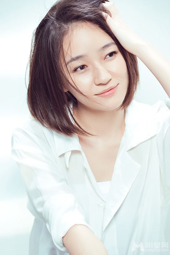 高清安徽省马鞍山女明星焦俊艳美艳红唇性感迷人写真图片图片