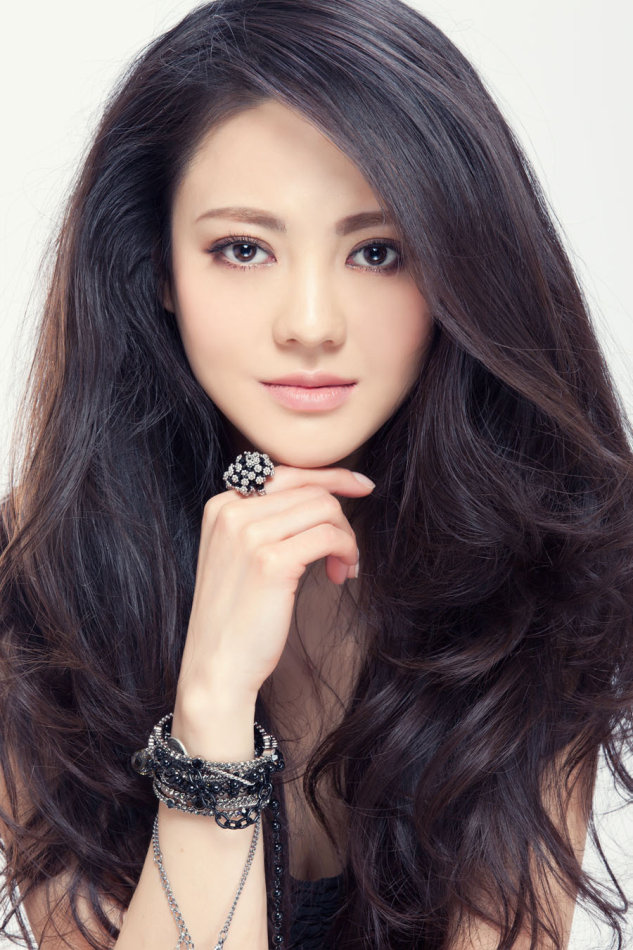 美女明星-樊蕊  吊带裙性感的女人图片