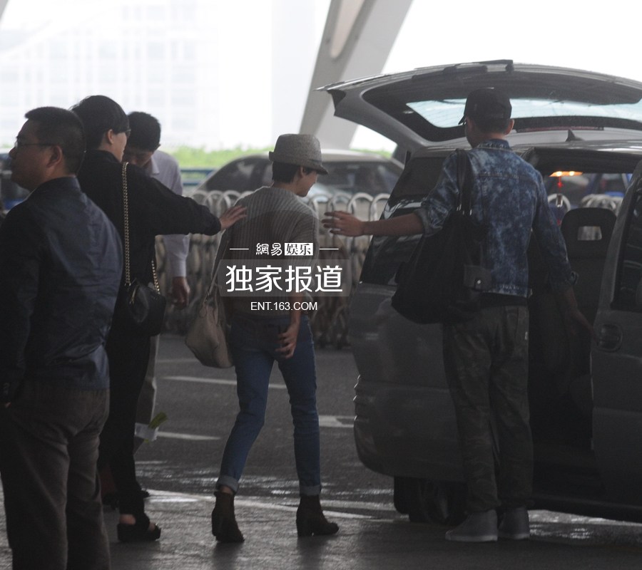 胖圆脸短发发型图片